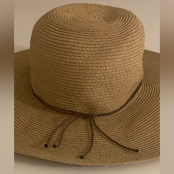 Sun Hat - Picture 2 of 3